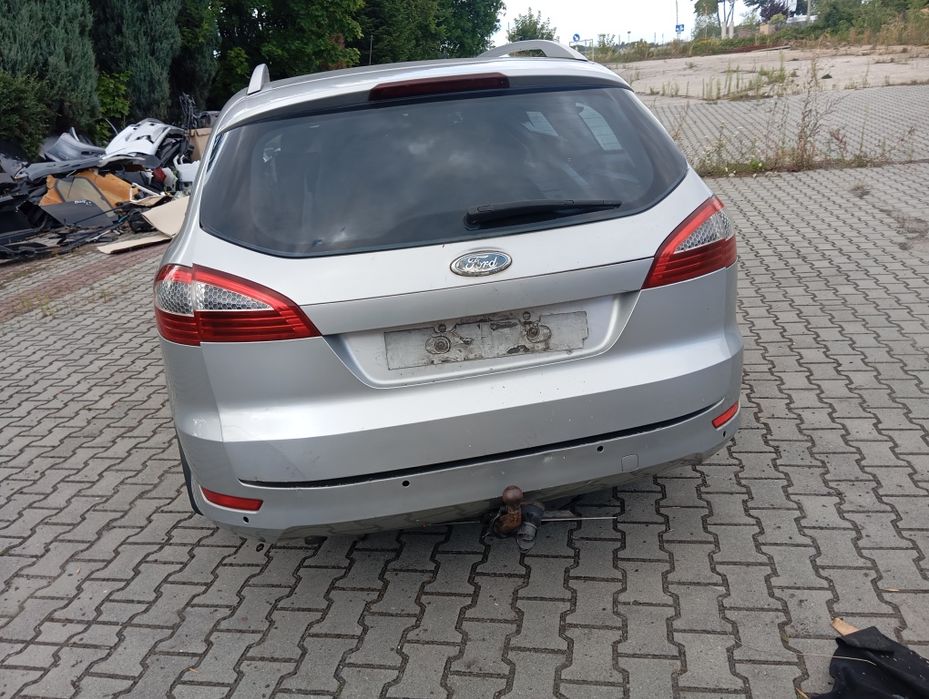 Klapa bagażnika tył tylna Ford Mondeo MK4 Kombi 47 Kompletna