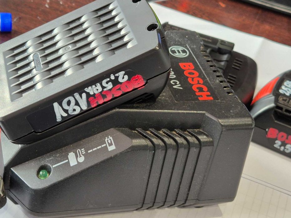 Akumulator bateria Bosch 18 V Li-Ion 2,5 Ah GBA professional