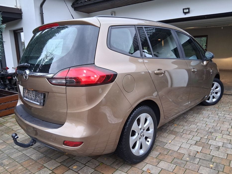 Opel Zafira Bezwypadkowy 2013 R 1.4 Turbo * Nowy rozrząd*
