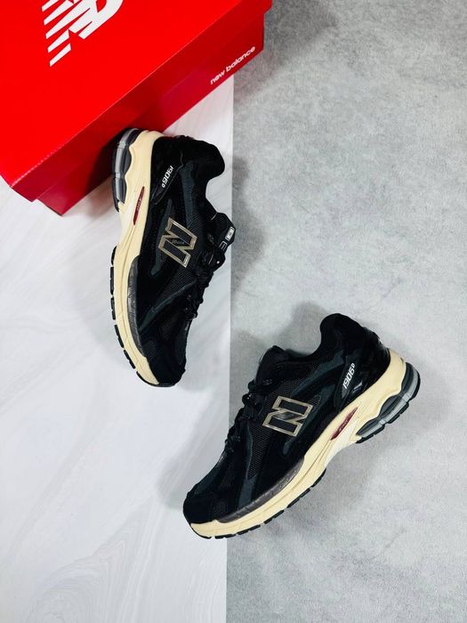 Чоловічі кросівки New Balance 1906D Gore Tex Black White