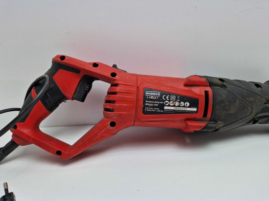 Piła szablasta elektryczna Modeco MN-92.501 800W