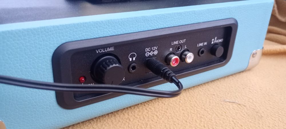 Gramofon vintage walizka