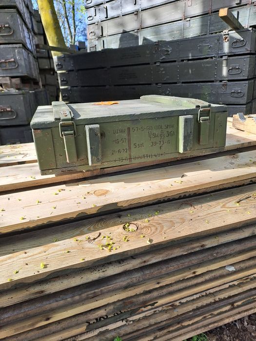 Skrzynia wojskowa drewniana