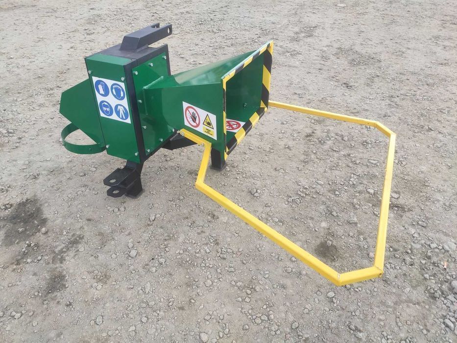 Mechanizm rębaka do gałęzi drewna drzewa rembak Ursus Zetor