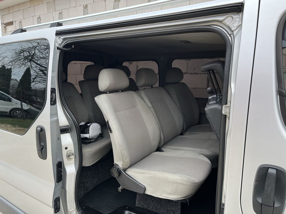 Продам Renault trafic 1.9 коротка база 6. передач