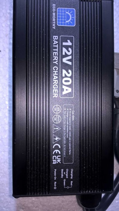 Зарядний пристрій 12в 20а    для літіевих ( LIFEPO-4) аккумуляторов .