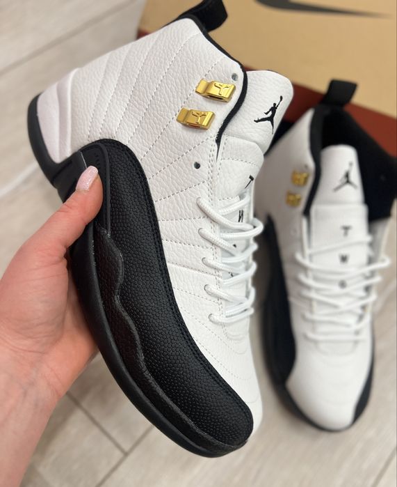 Nike retro 12 black/white  42,43p