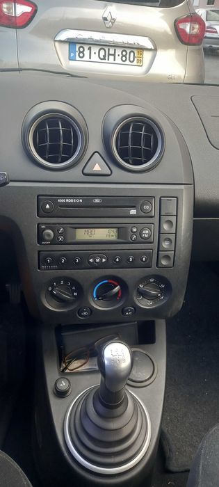 Ford Fiesta — fotografia 9