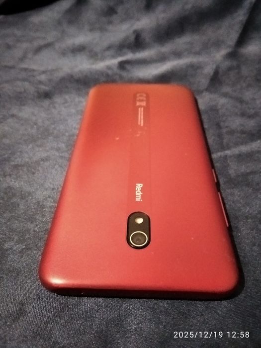 Телефон смартфон Xiaomi Redmi 8a 2/32