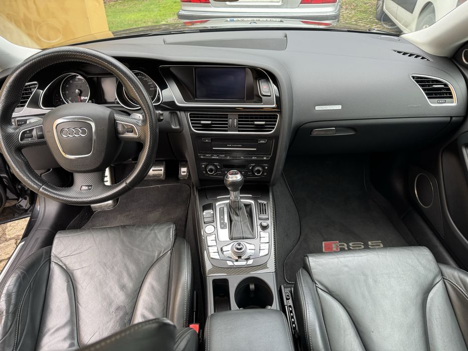 Audi RS5 v8 4.2 FSI Quattro S Tronic
