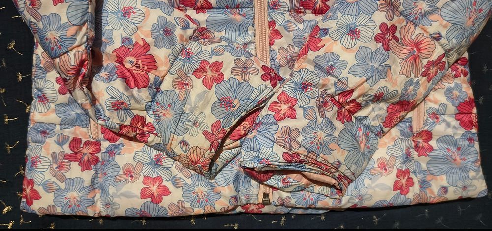 Kurtka z kwiatuszkami Pepperts roz. 140-146