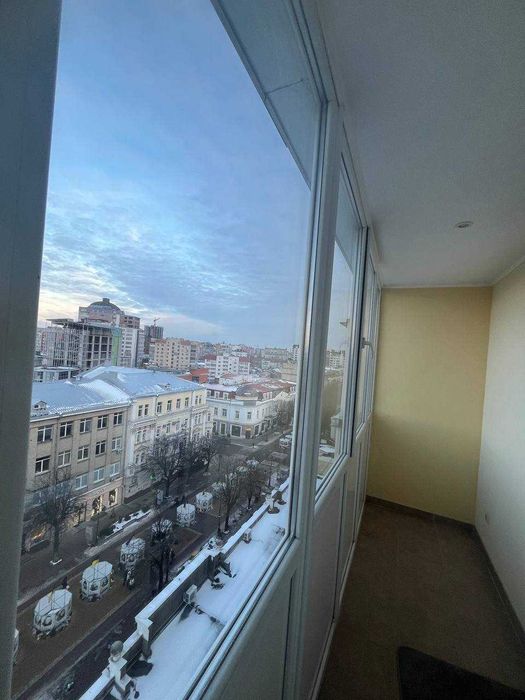 Неймовірна 3-кімнатна квартира в самому Центрі !