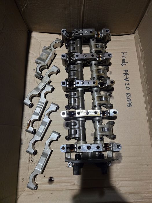 Klawiatura w bardzo dobrym stanie Honda FR-V 2.0 K20A9
