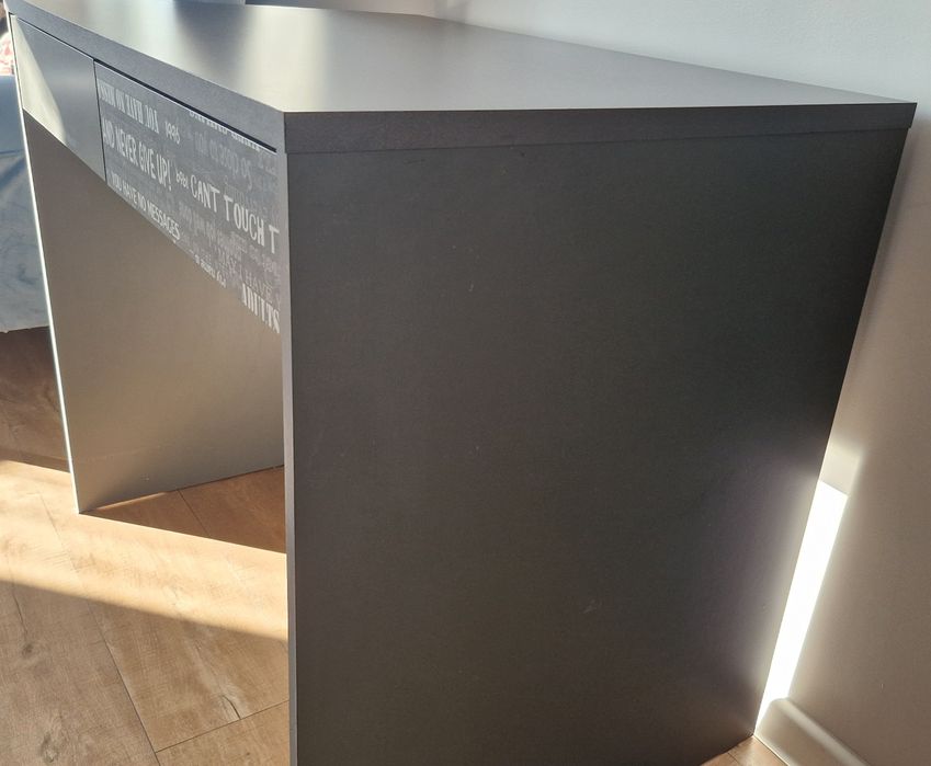 Biurko młodzieżowe