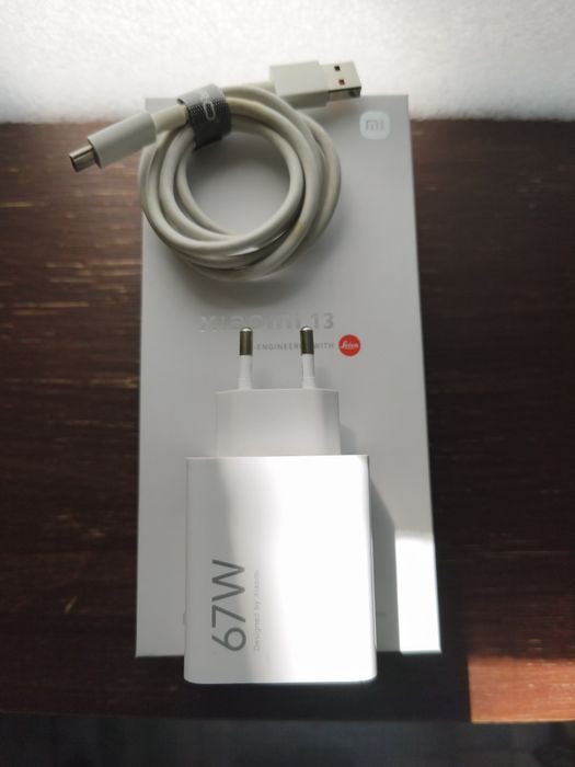 Продається смартфон Xiaomi MI 13