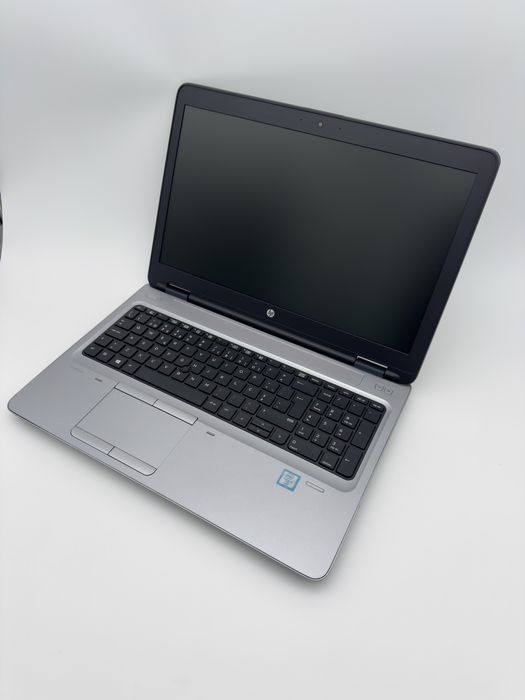 HP ProBook 650 G2 | i5-6300U | 16GB | 256GB SSD |15.6"| 1 ANO GARANTIA