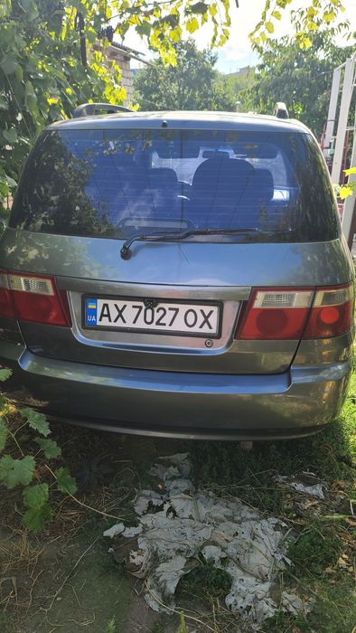 Kia carens  2003  1.8