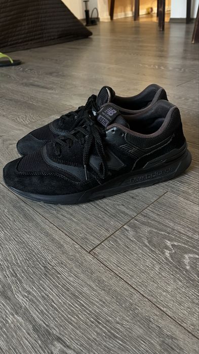 Живучие кроссовки New Balanse 997H