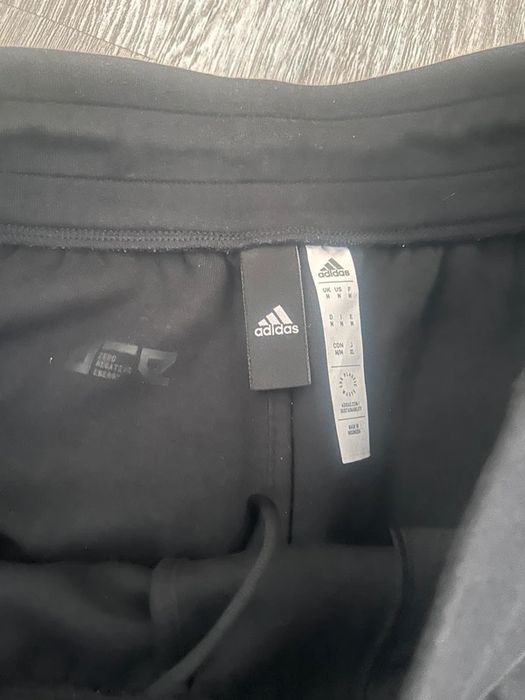 Шорти adidas