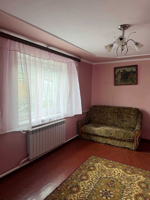 Продаж будинку у Кременці