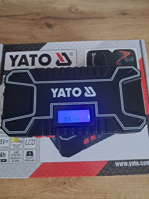 Urządzenie rozruchowe Yato 12000 mAh 12 V 500 A