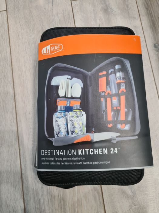 Набор для пикника Destination Kitchen 24. Новый