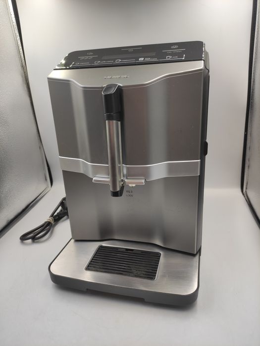 Na Lewara Ekspres ciśnieniowy Siemens EQ.3 s 300