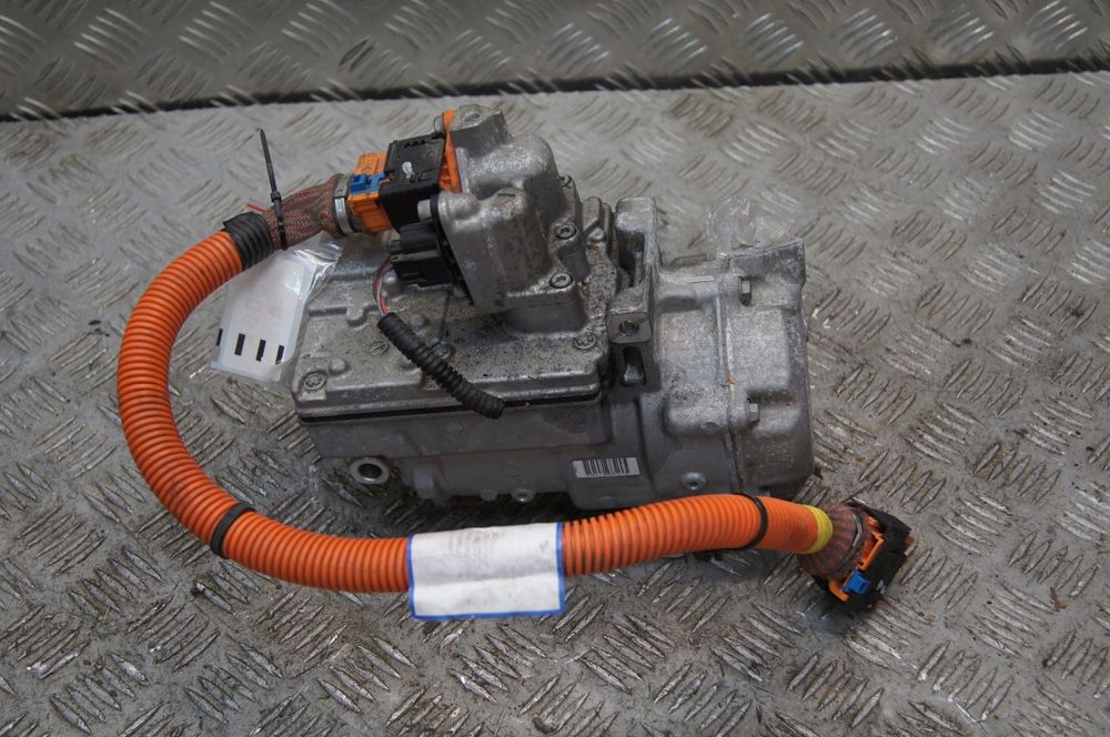 Компресор кондиціонера Renault Zoe 2012-2025 | Оригінал Denso, Японія