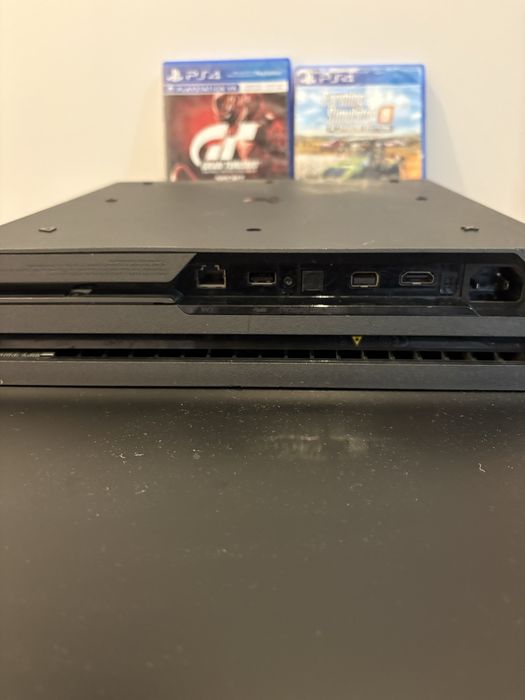 Playstation 4 pro 1tb