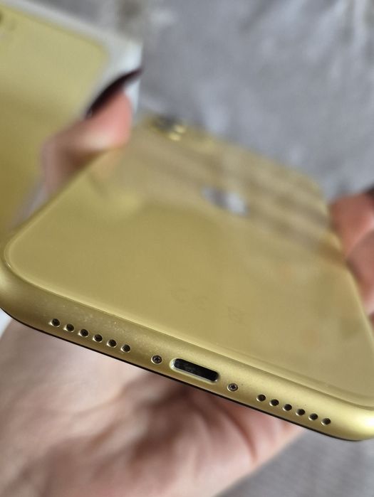 Продам Iphone 11 64gb Neverlock