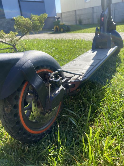 Електросамокат 5TH WHEEL Electric Scooter M2