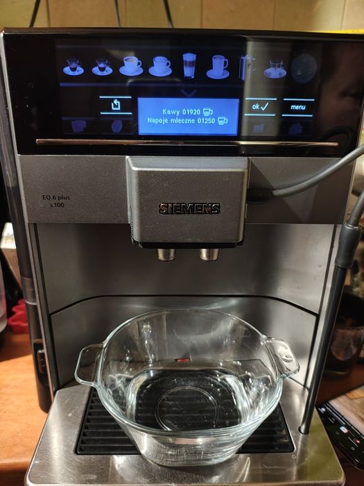 Ekspres do kawy Siemens EQ6 s100