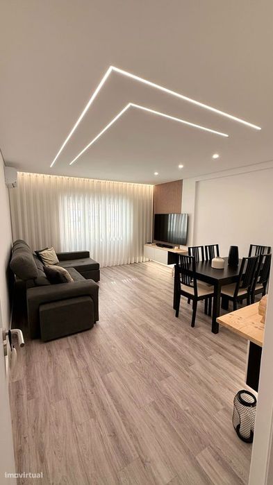 T2 | Remodelado | Quinta da Samaritana | Belas | 339.500€