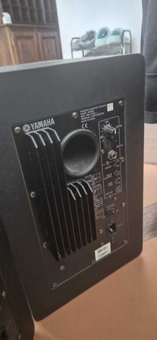 Colunas H8 Yamaha