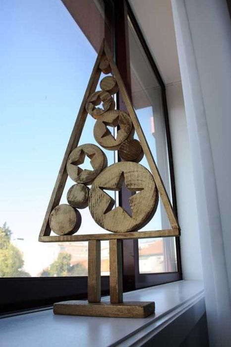 Árvore em madeira de Natal