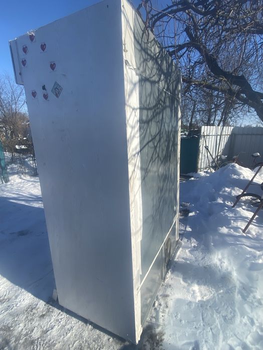 Продам холодильник в робочому стані