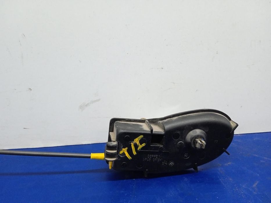 MANIPULO INTERIOR TRASEIRO ESQUERDO FORD FOCUS SEDAN 2000 -XS41A22600AK