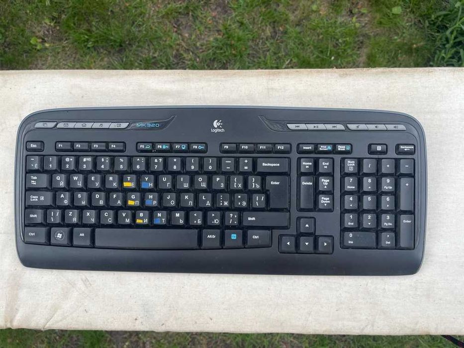 Клавіатура Logitech MK-320