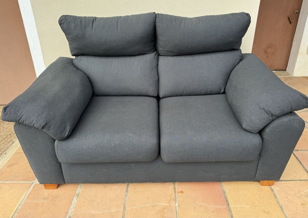 Sofá de 2 lugares com encosto inclinável