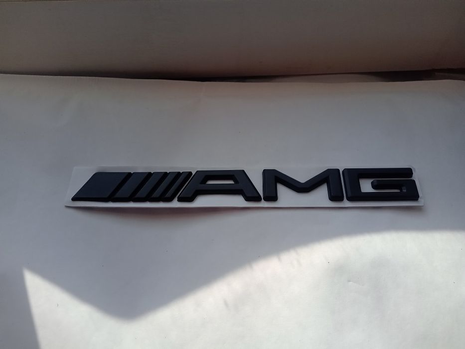 napis AMG do Mercedesa NA TYŁ czarny mat