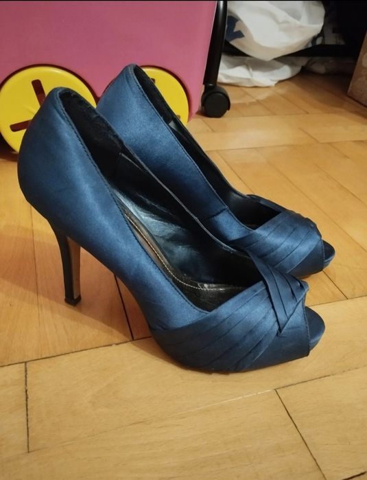 Szpilki damskie na różne okazje