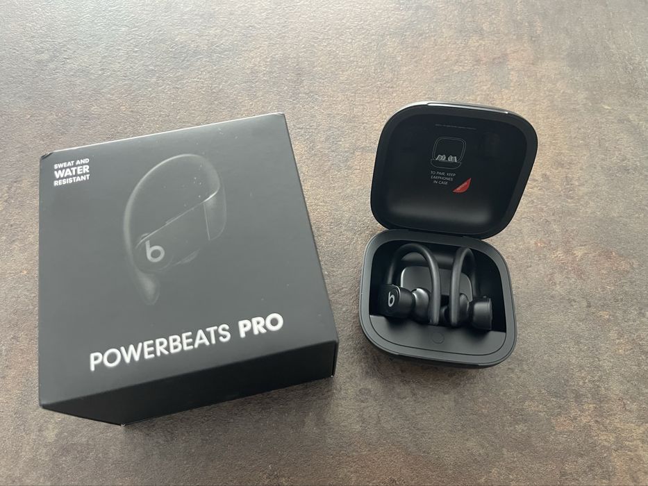 Beats by Dr. Dre Powerbeats pro