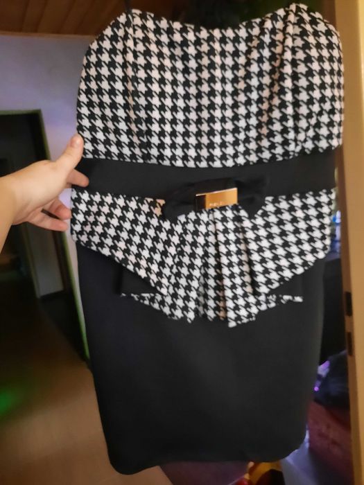 Piękna mała czarna L/XL