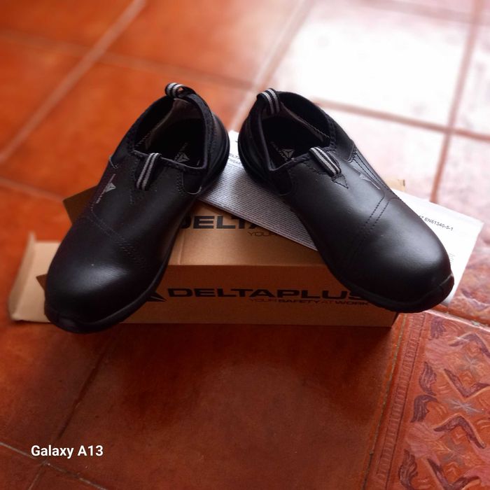 Caçcado de seguraça  Nº 39