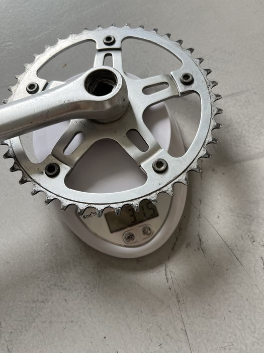 Pedaleira direita com coroas 52 / 42