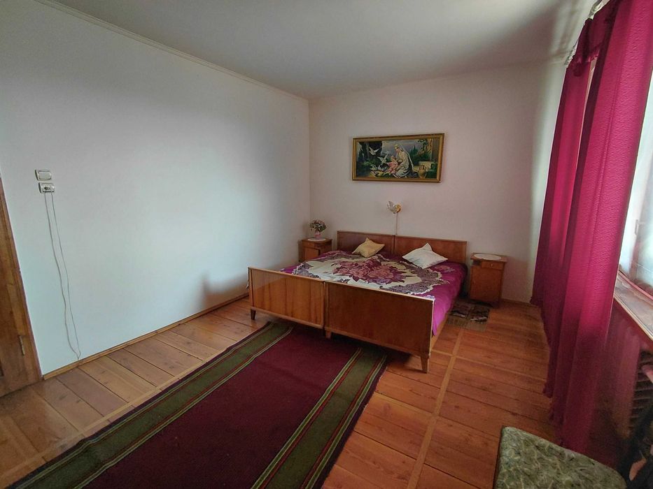 Продається великий будинок 170 кв.м в селі Вислобоки  - за 12 км від Львова