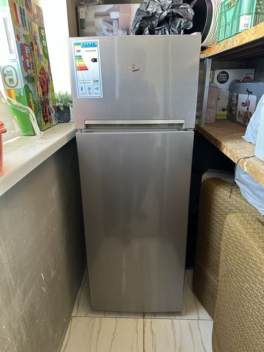 Холодильник Beko RDSA240K20XB