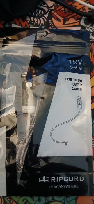 Myvolts ripcord 19V center positive