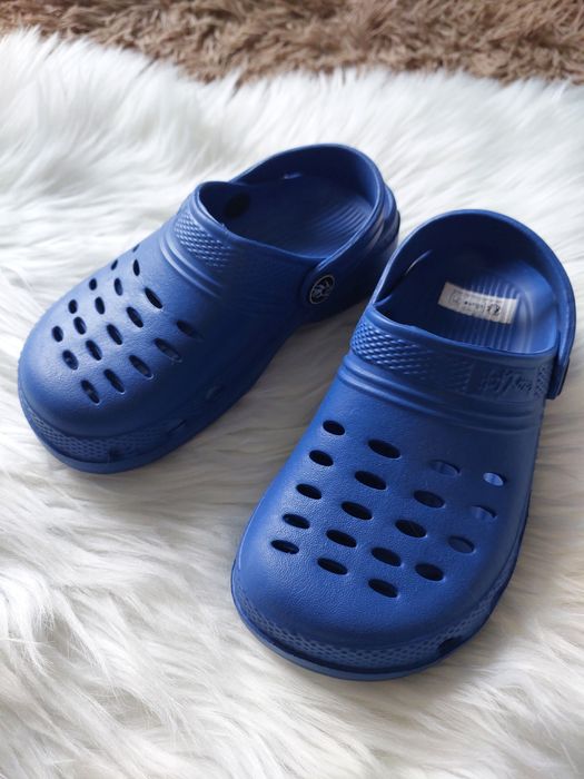 Дитячі сабо (крокси) бренду Hot Tuna .27р