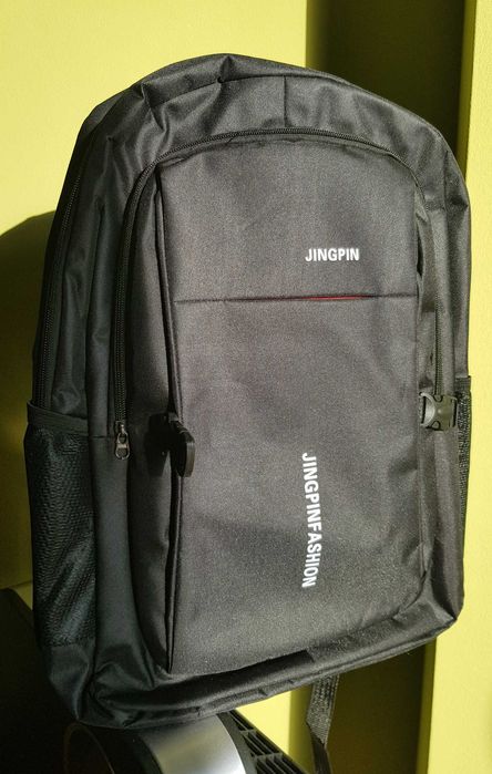 Plecak (dobry na laptopa) czarny NOWY W-wa